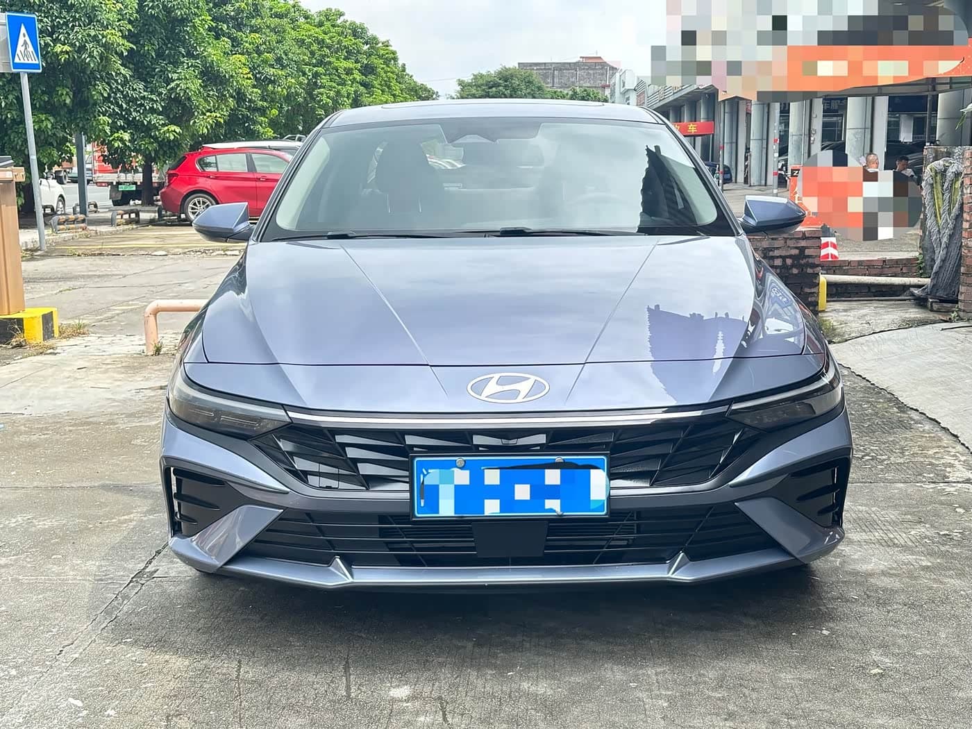 Hyundai Elantra 2024 — Фото 2/9