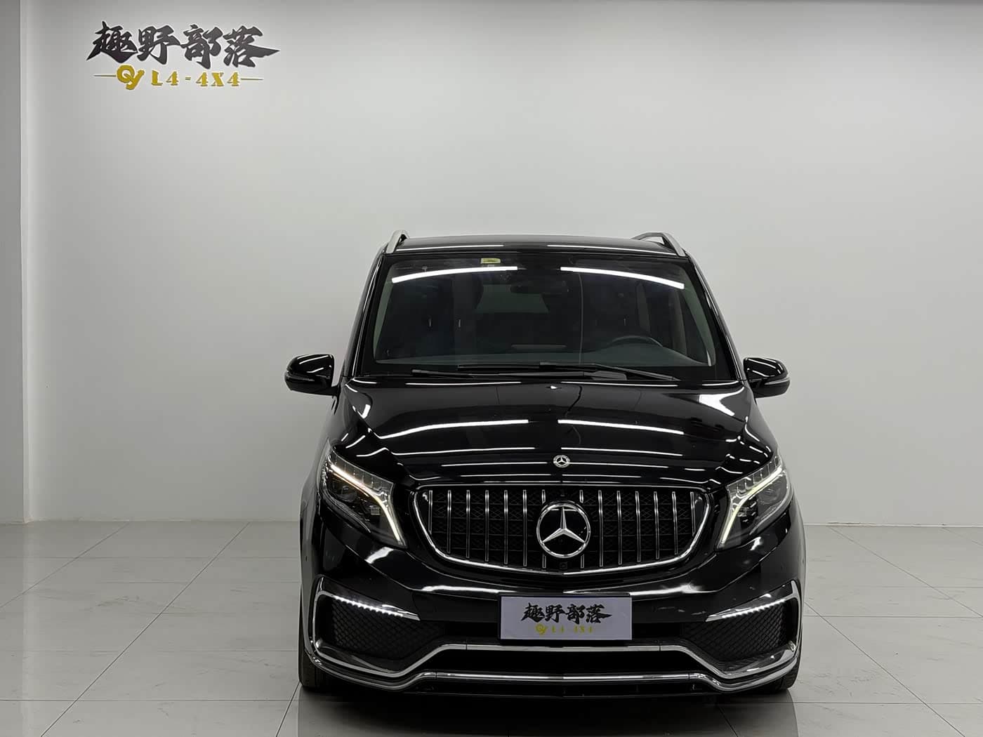 Mercedes-Benz V-Class 2020 — Фото 2/20