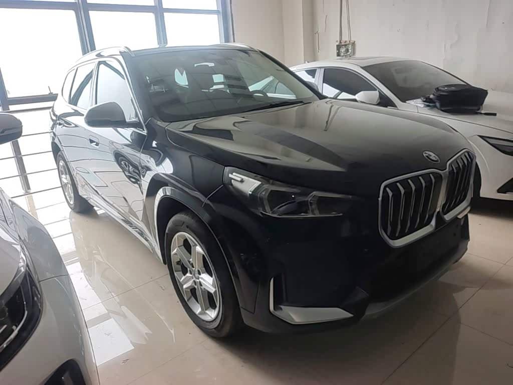 BMW X1 2023 — Фото 4/20