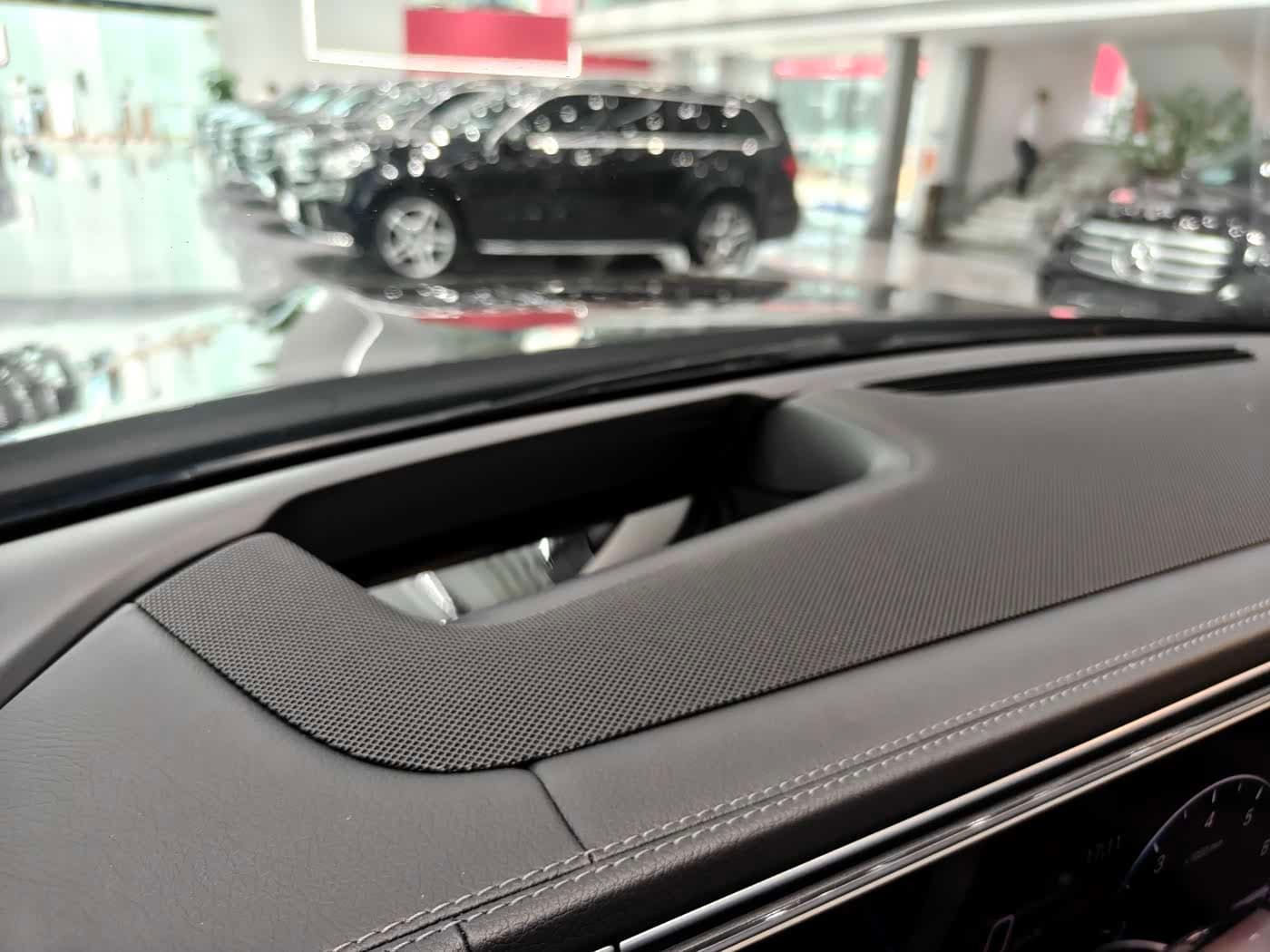 Mercedes-Benz GLS 2022 — Фото 16/20