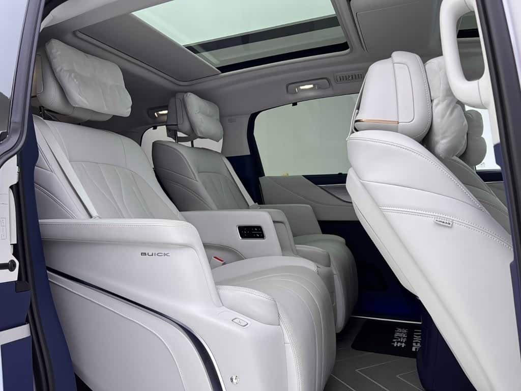 Buick GL8 New Energy 2024 — Фото 20/20