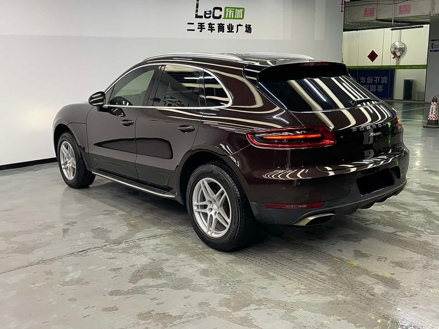 Porsche Macan 2018 — Фото 6/20
