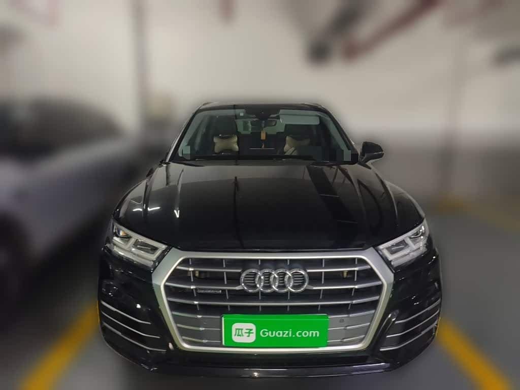 Audi Q5L 2019 — Фото 7/20