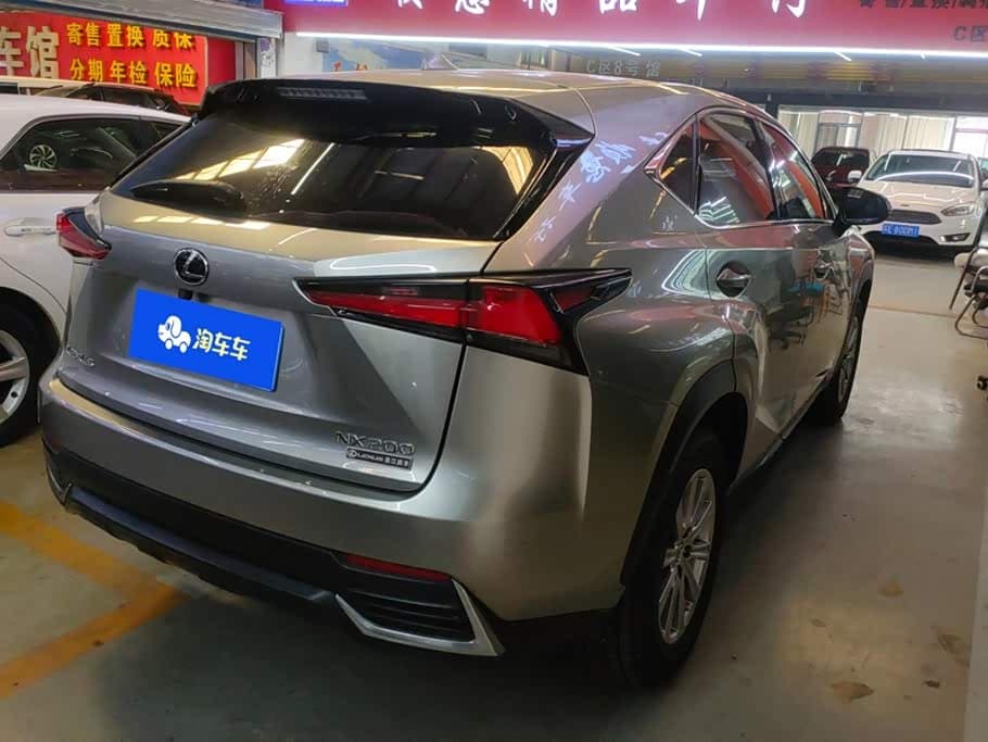 Lexus NX 2018 — Фото 3/16