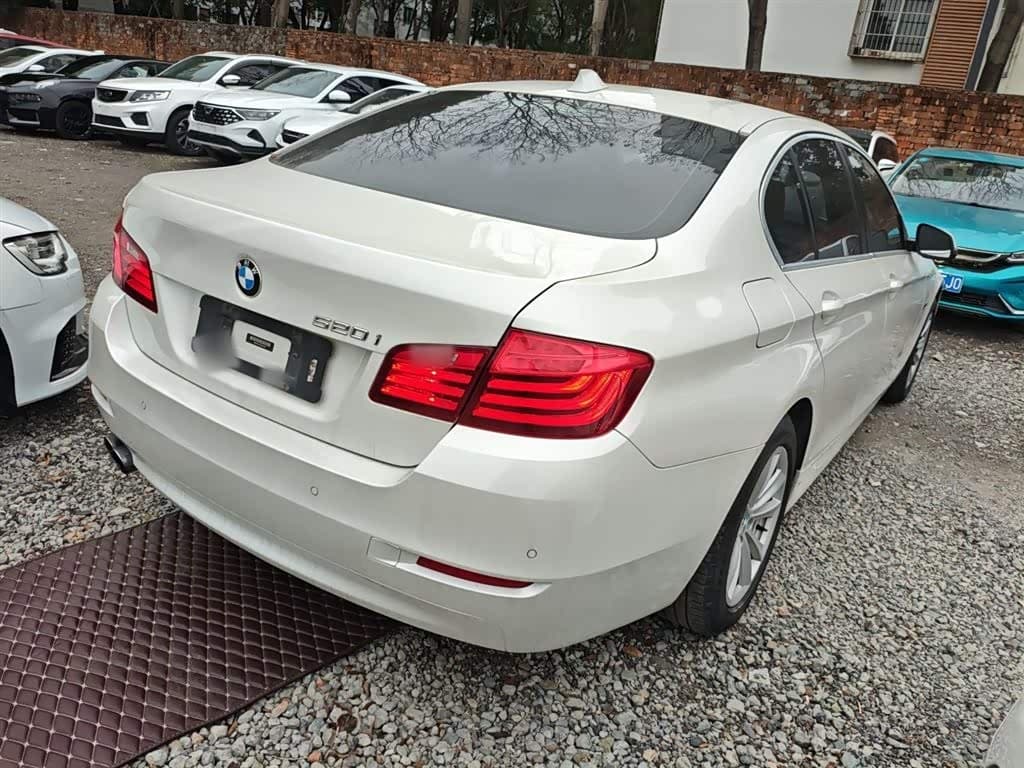 BMW 5 Series 2016 — Фото 5/20