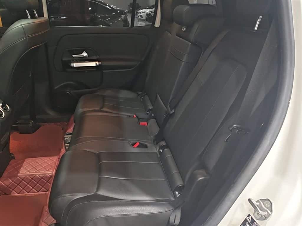 Mercedes-Benz GLB 2020 — Фото 17/20