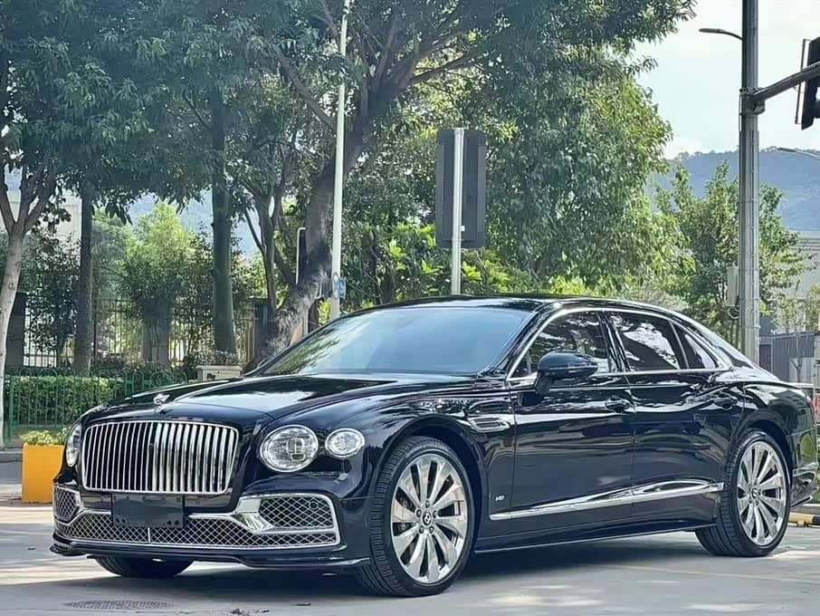 Bentley Flying Spur, 2021