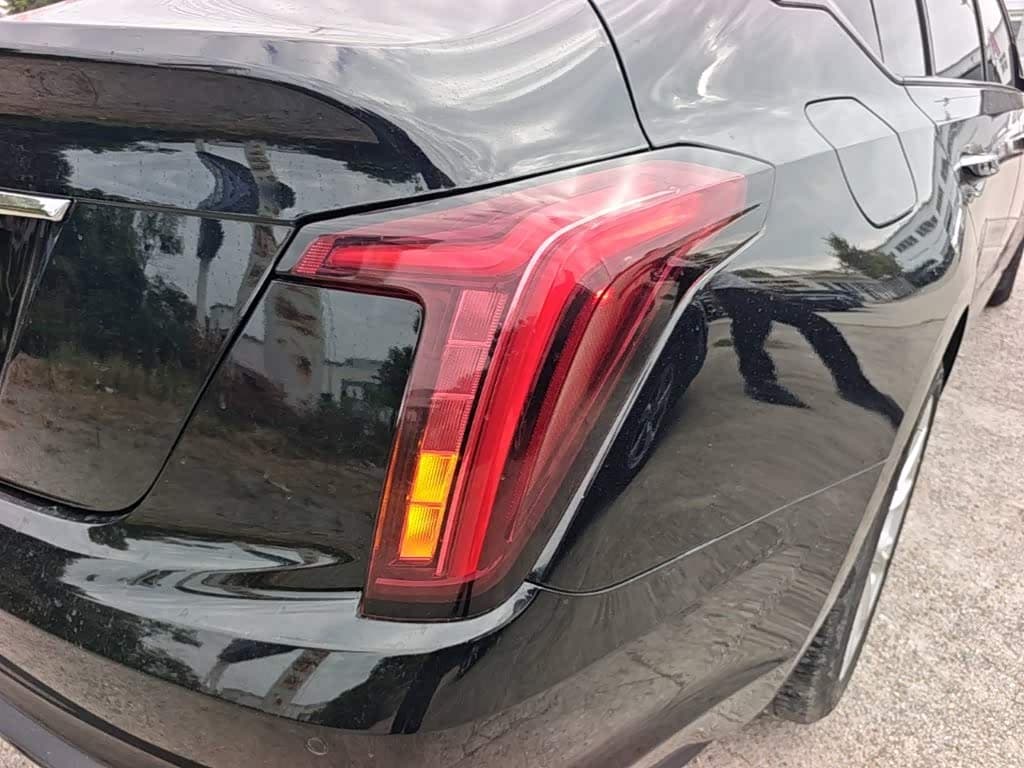 Cadillac CT5 2023 — Фото 8/20