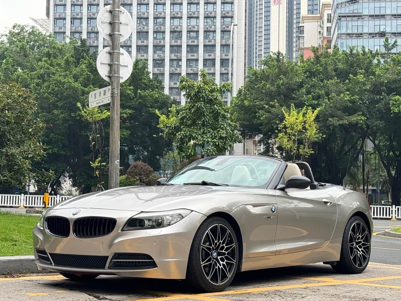 BMW Z4 2011 — Фото 1/20