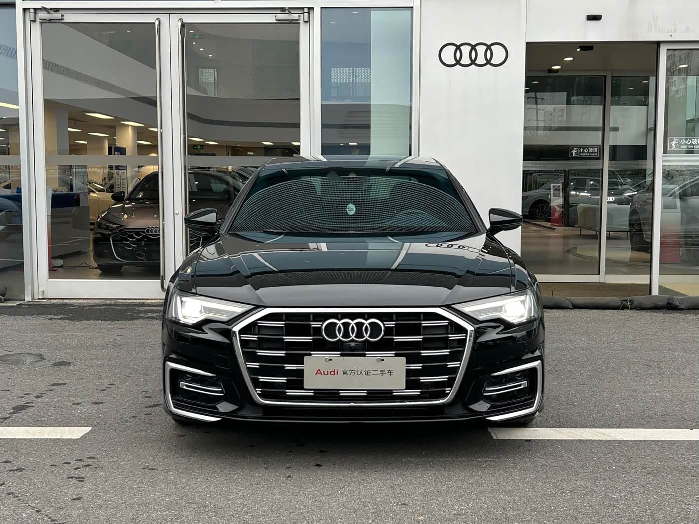 Audi A6L 2023 — Фото 2/16
