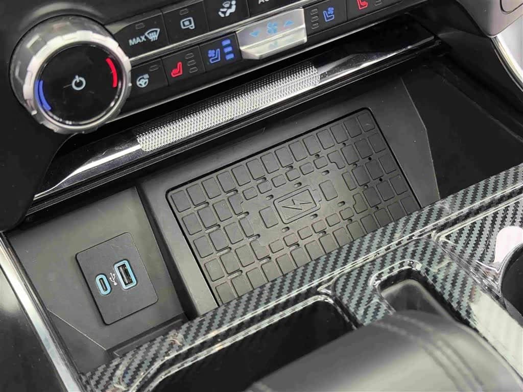 Ford F-150 Raptor 2023 — Фото 17/20
