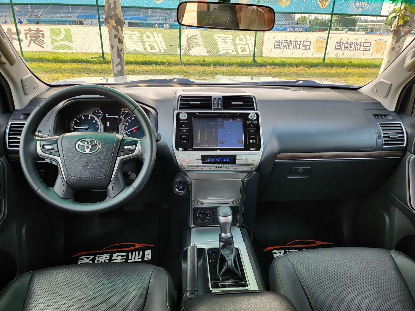 Toyota Prado 2018 — Фото 4/17
