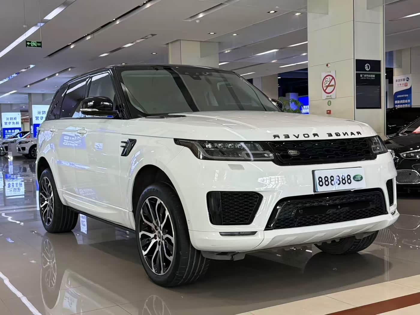 Land Rover Range Rover Sport 2020 — Фото 13/20