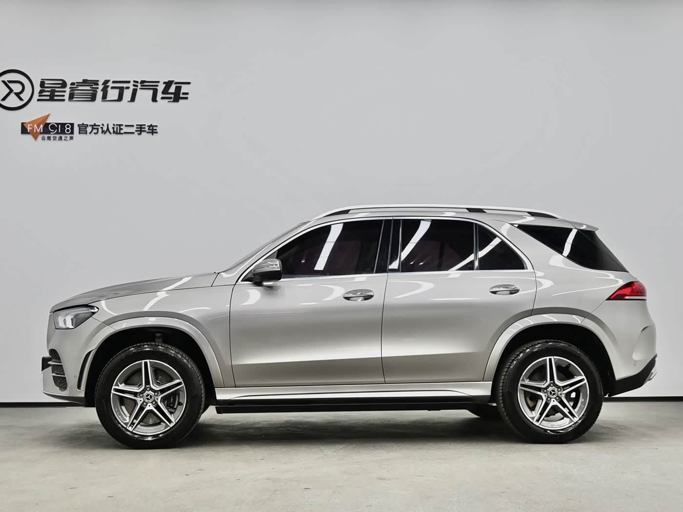 Mercedes-Benz GLE 2019 — Фото 6/20