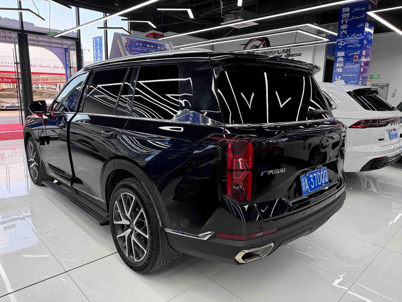 GAC Trumpchi Trumpchi GS8 2023 — Фото 7/9