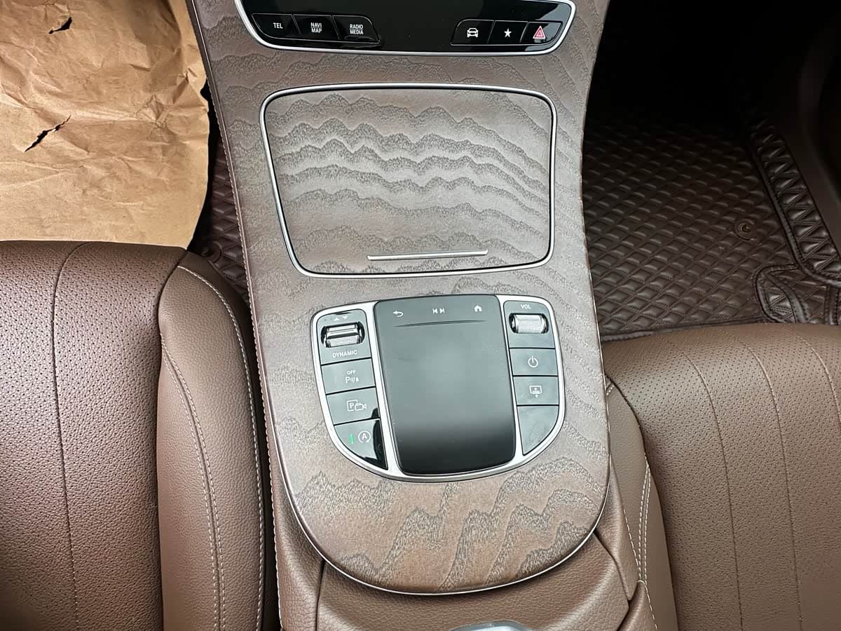 Mercedes-Benz E-Class 2023 — Фото 14/16