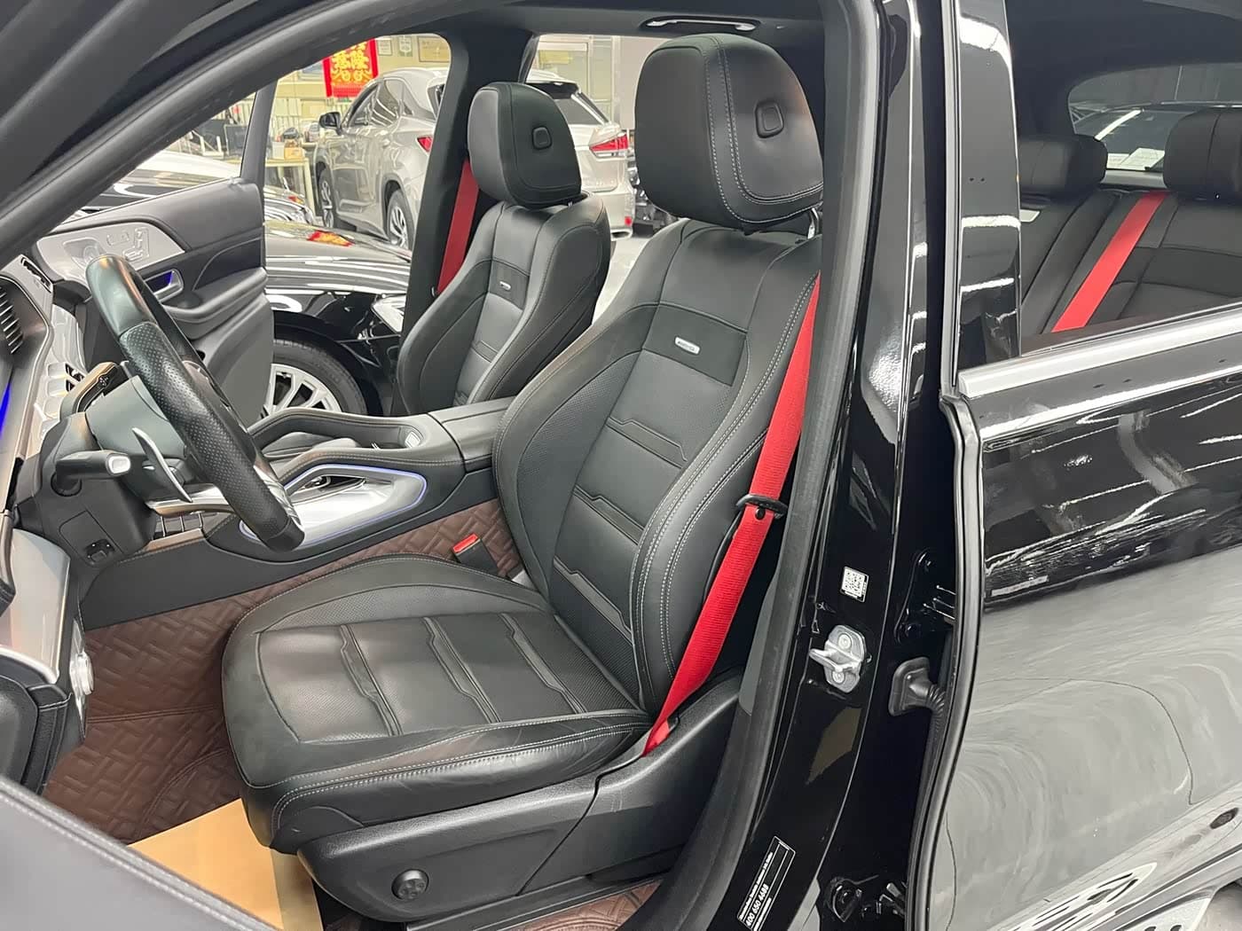 Mercedes-Benz GLE AMG 2020 — Фото 15/20