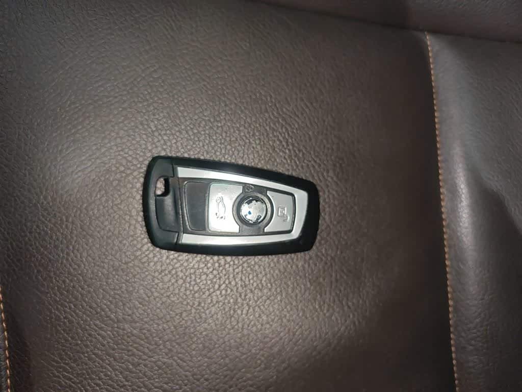 BMW X3 2015 — Фото 9/20