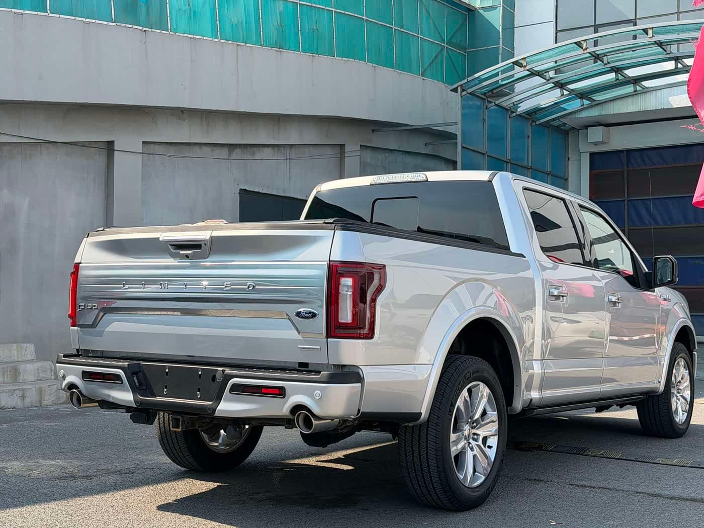 Ford F-150 Raptor 2020 — Фото 4/18