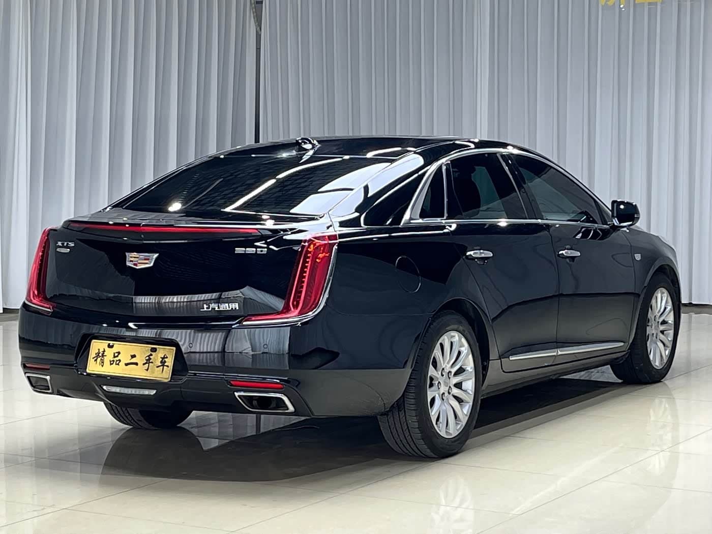 Cadillac XTS 2018 — Фото 7/16