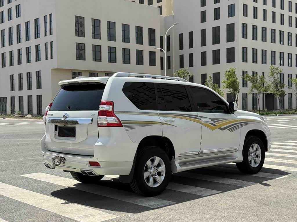 Toyota Prado 2017 — Фото 7/12