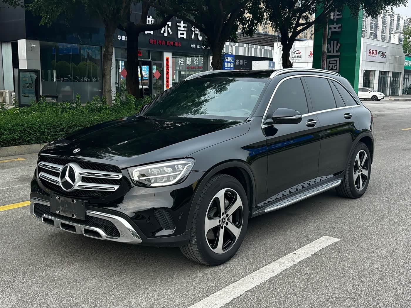 Mercedes-Benz GLC 2022 — Фото 1/11