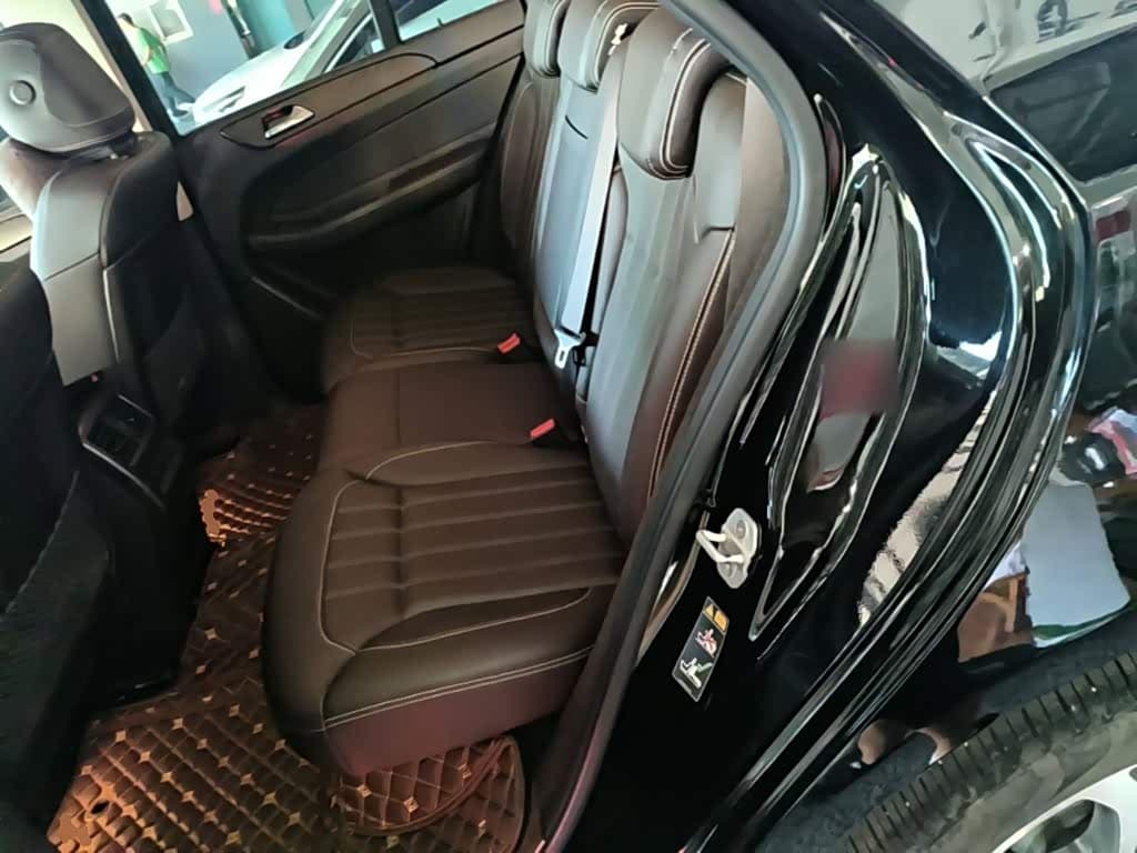 Mercedes-Benz GLE 2016 — Фото 17/20