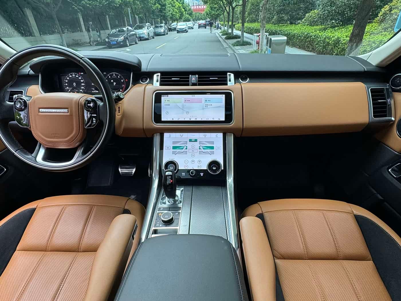 Land Rover Range Rover Sport 2018 — Фото 10/15
