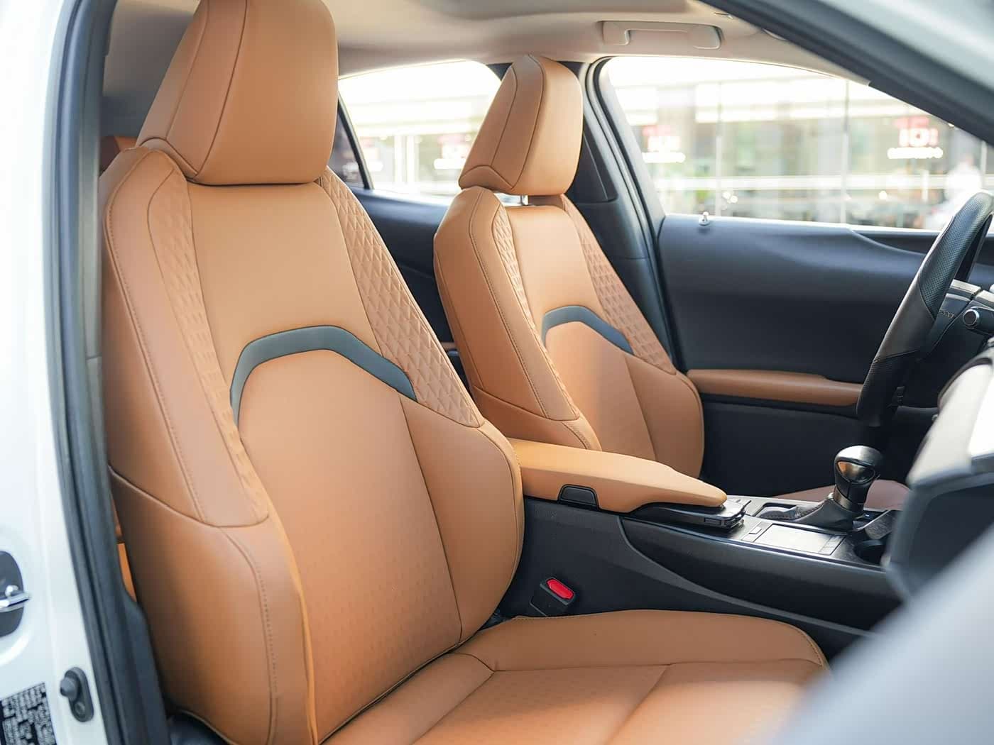 Lexus UX 2021 — Фото 12/20