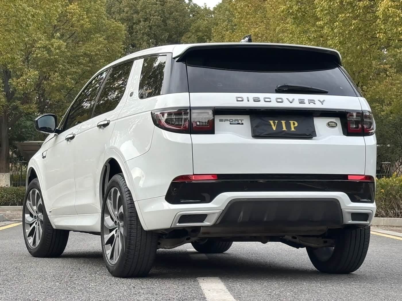 Land Rover Discovery Sport 2020 — Фото 4/17
