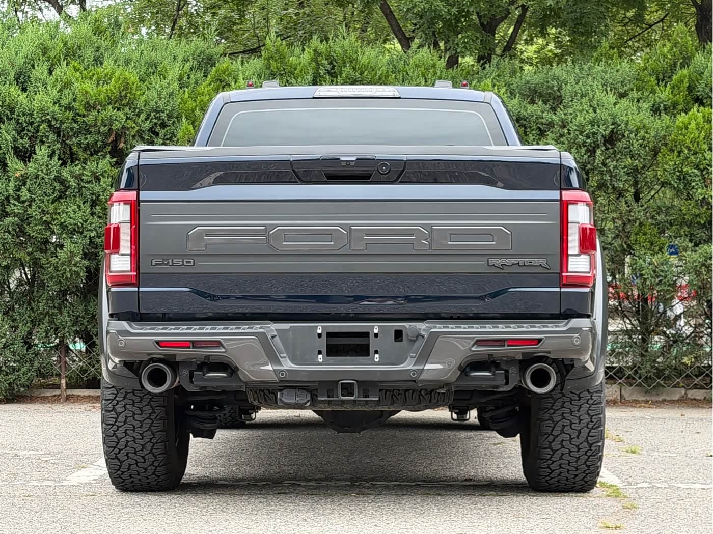 Ford F-150 Raptor 2023 — Фото 17/20