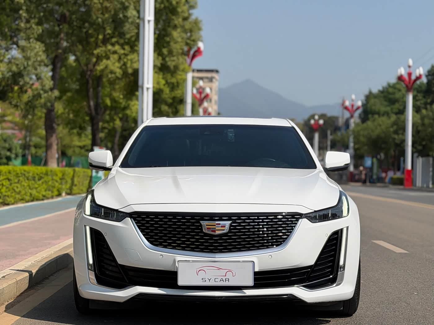 Cadillac CT5 2021 — Фото 2/18