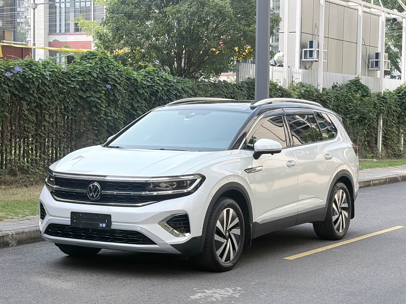 Volkswagen Talagon 2023 — Фото 1/20