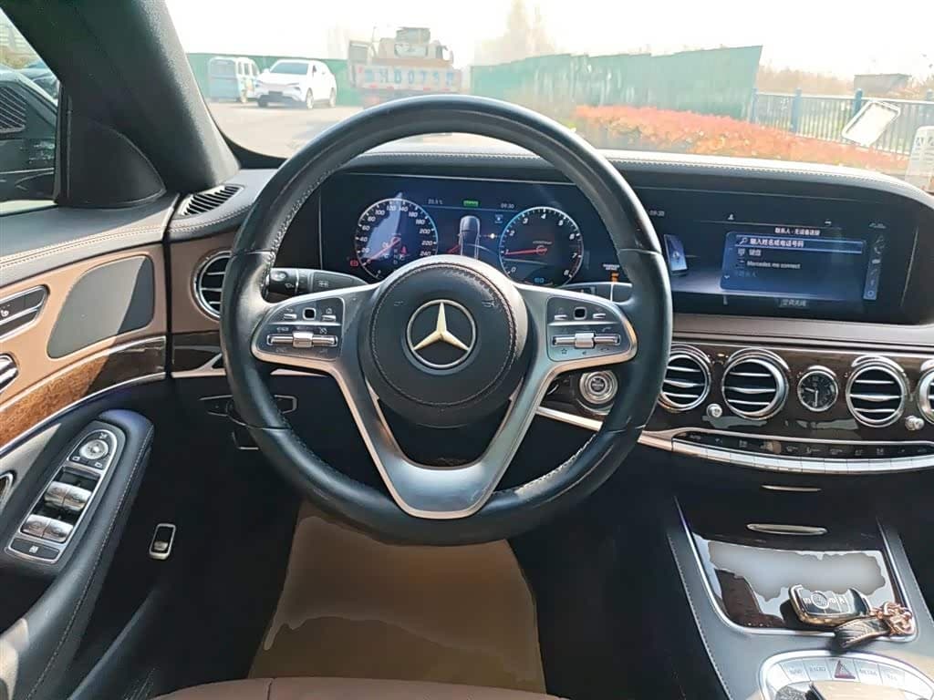 Mercedes-Benz S-Class 2019 — Фото 11/20