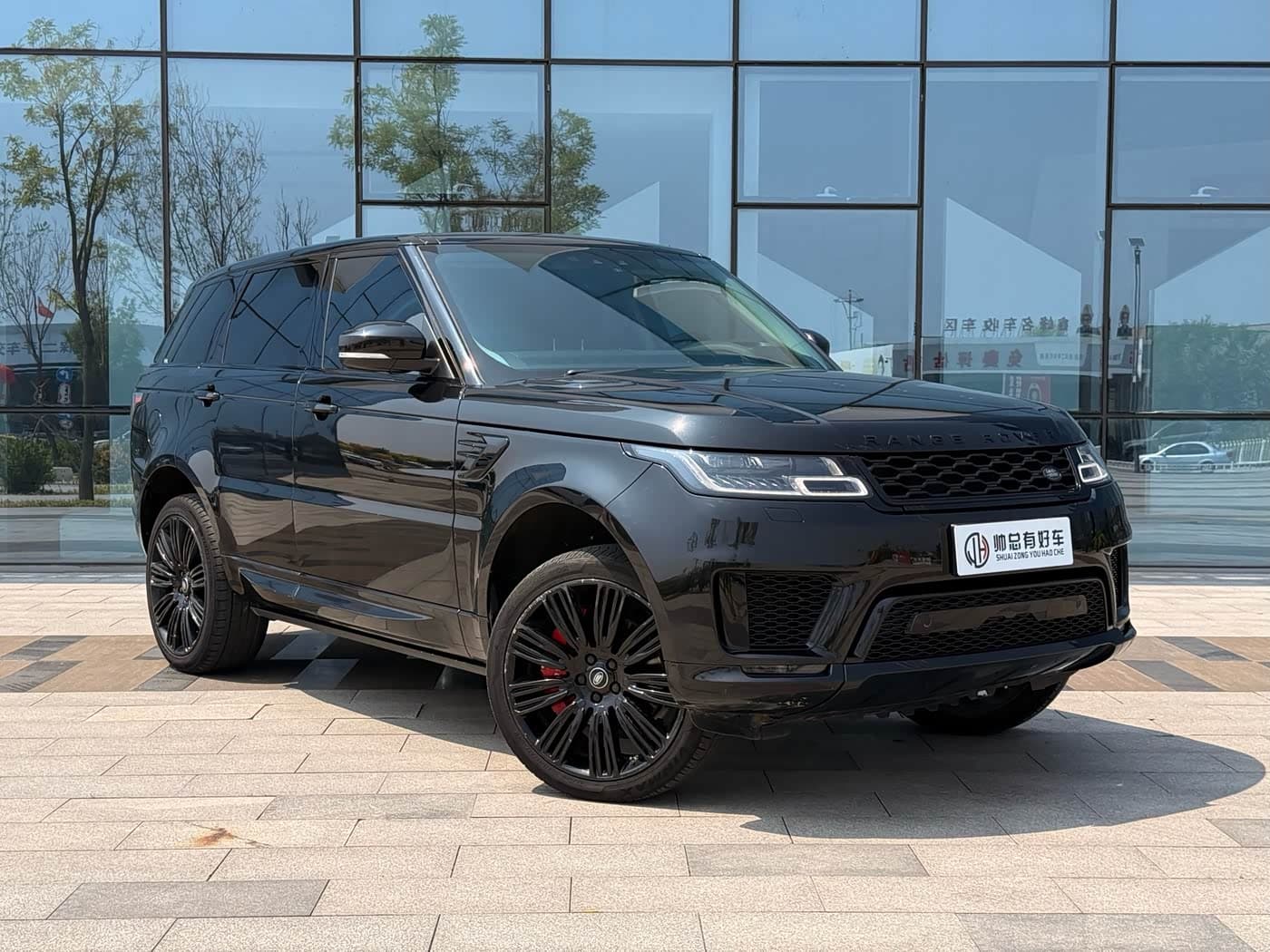 Land Rover Range Rover Sport 2019 — Фото 3/17