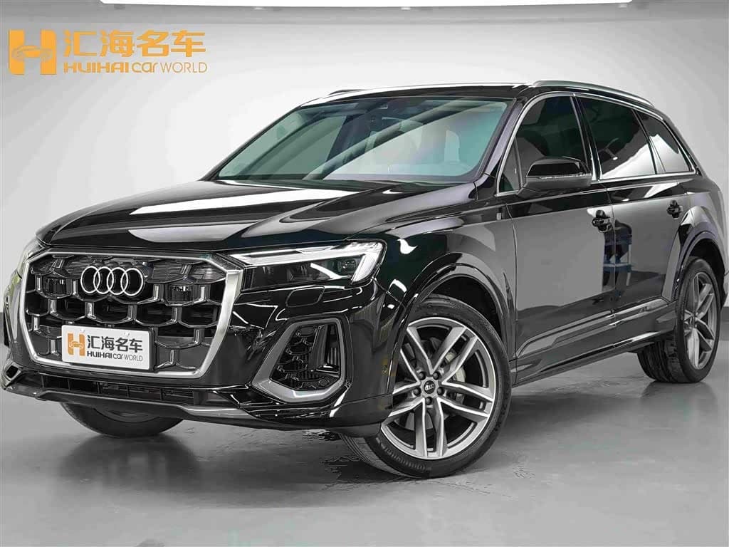 Audi Q7 2025 — Фото 1/14