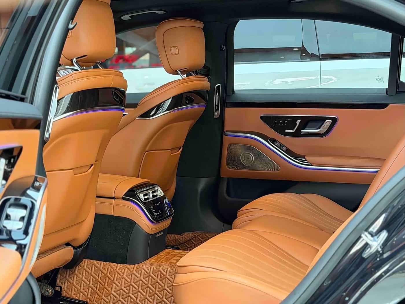Mercedes-Benz S-Class 2022 — Фото 5/13