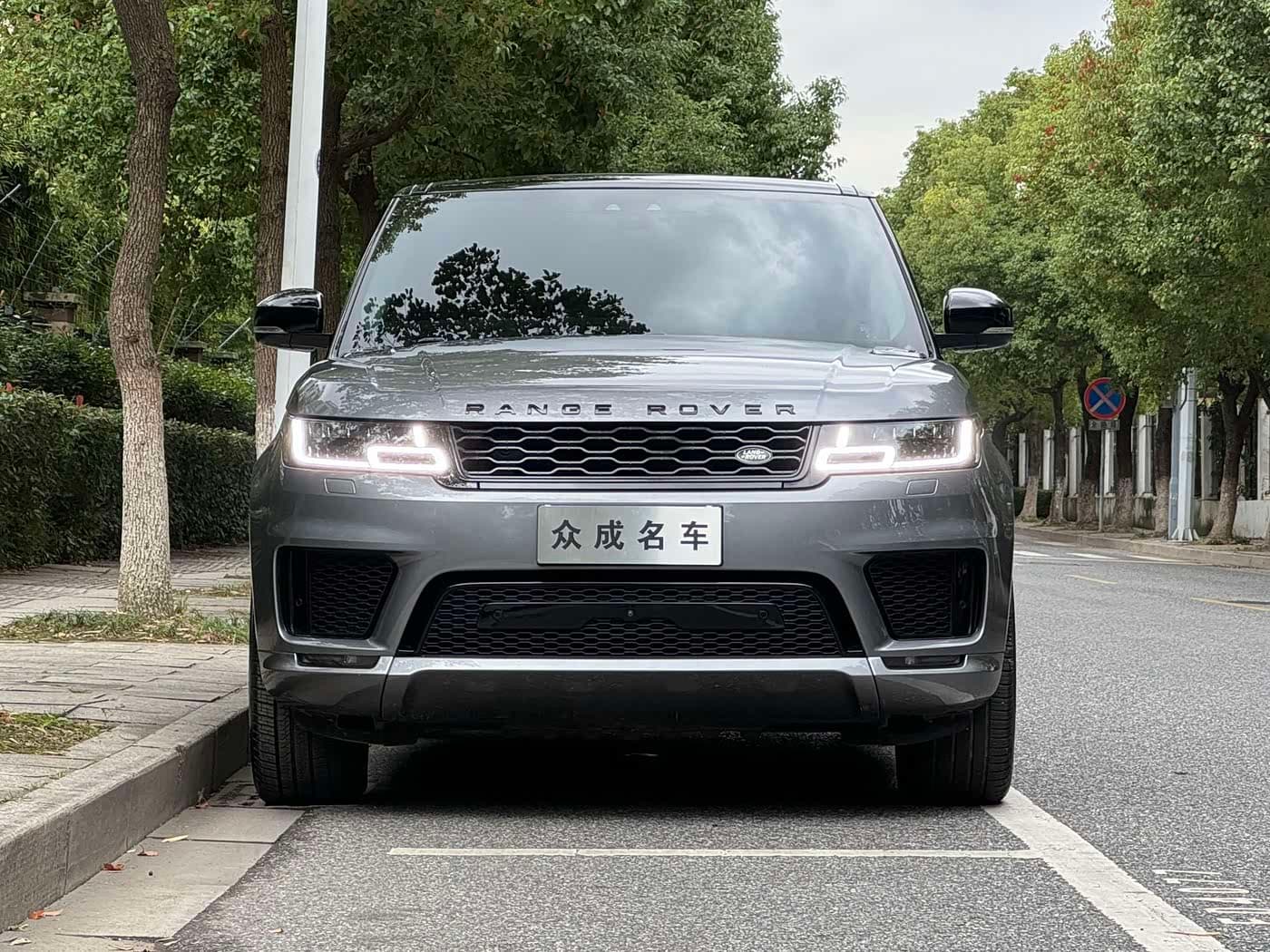 Land Rover Range Rover Sport 2021 — Фото 2/19