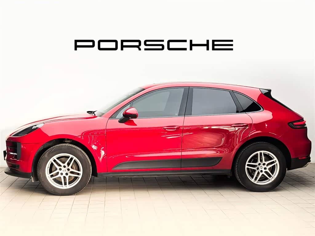 Porsche Macan 2021 — Фото 6/20