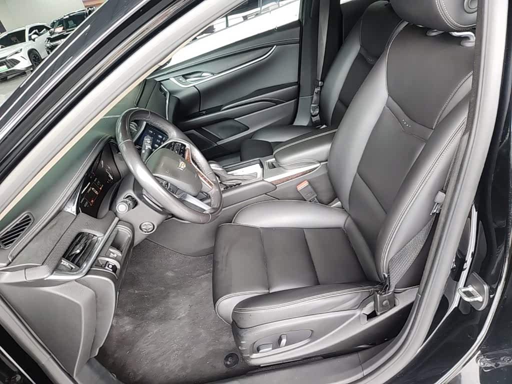 Cadillac XTS 2018 — Фото 15/20