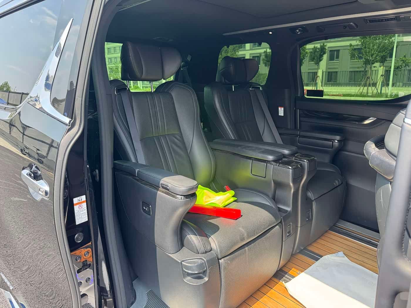 Toyota Vellfire 2019 — Фото 15/19