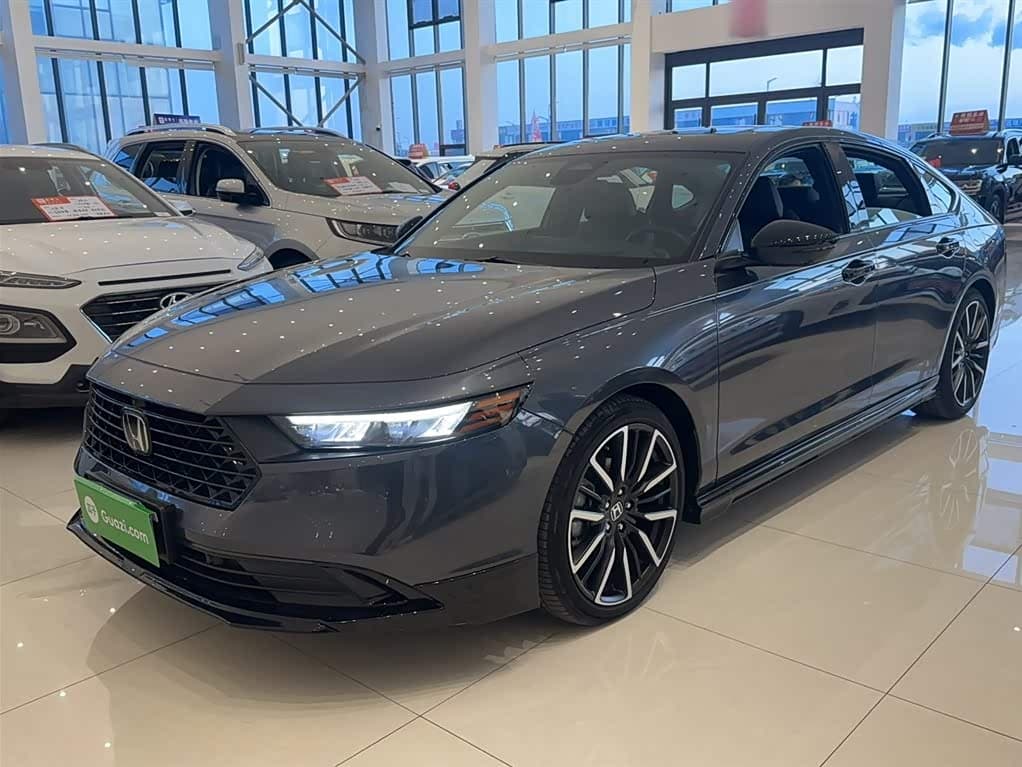 Honda Accord 2023 — Фото 2/20