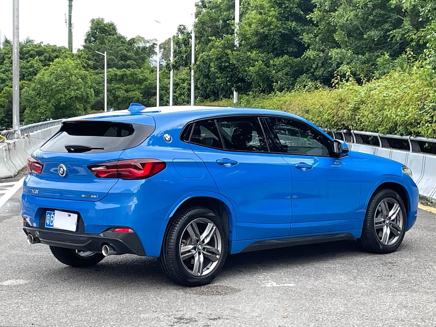 BMW X2 2021 — Фото 3/17