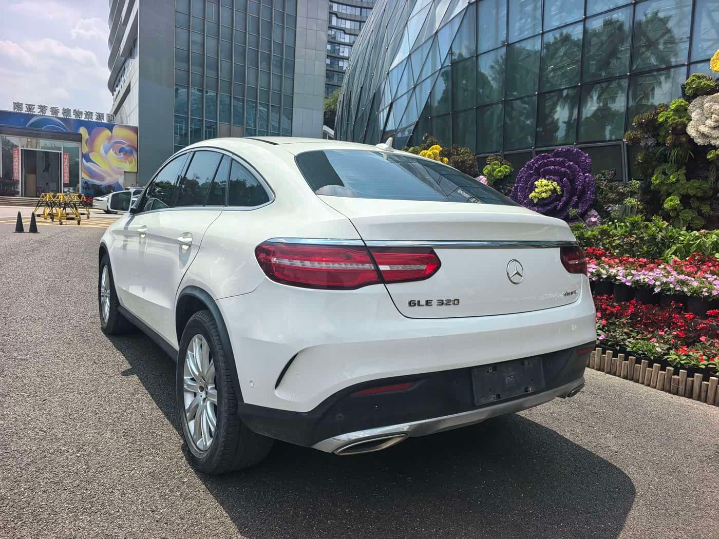Mercedes-Benz GLE Coupe 2018 — Фото 14/17