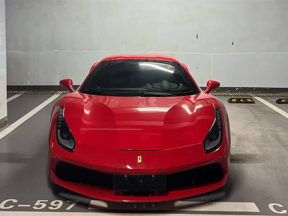 Ferrari 488 2016 — Фото 2/9