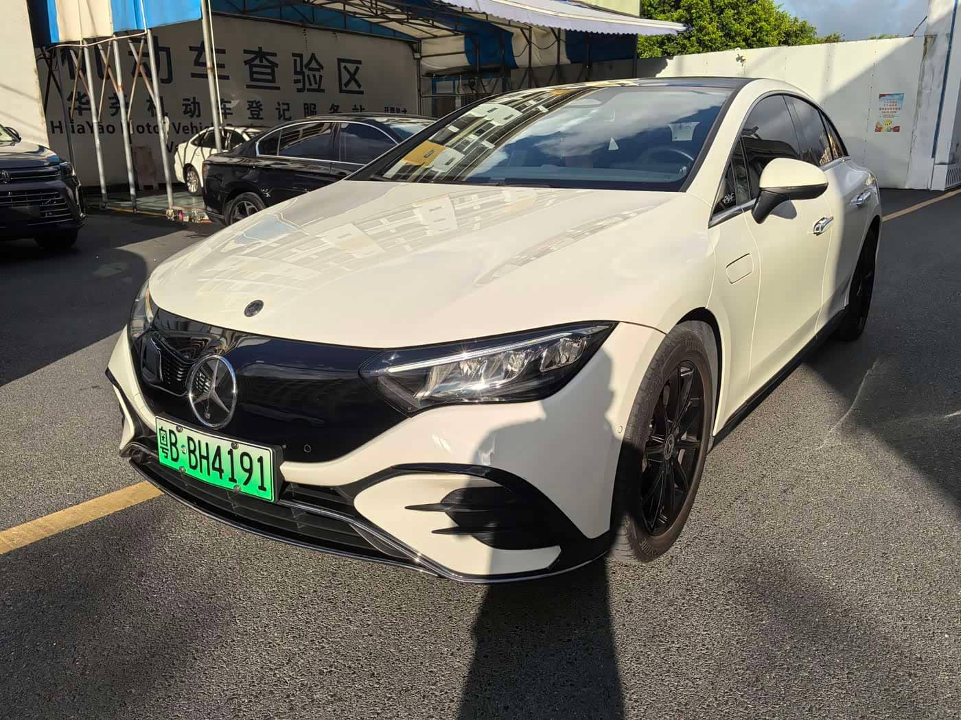 Mercedes-Benz EQE, 2024