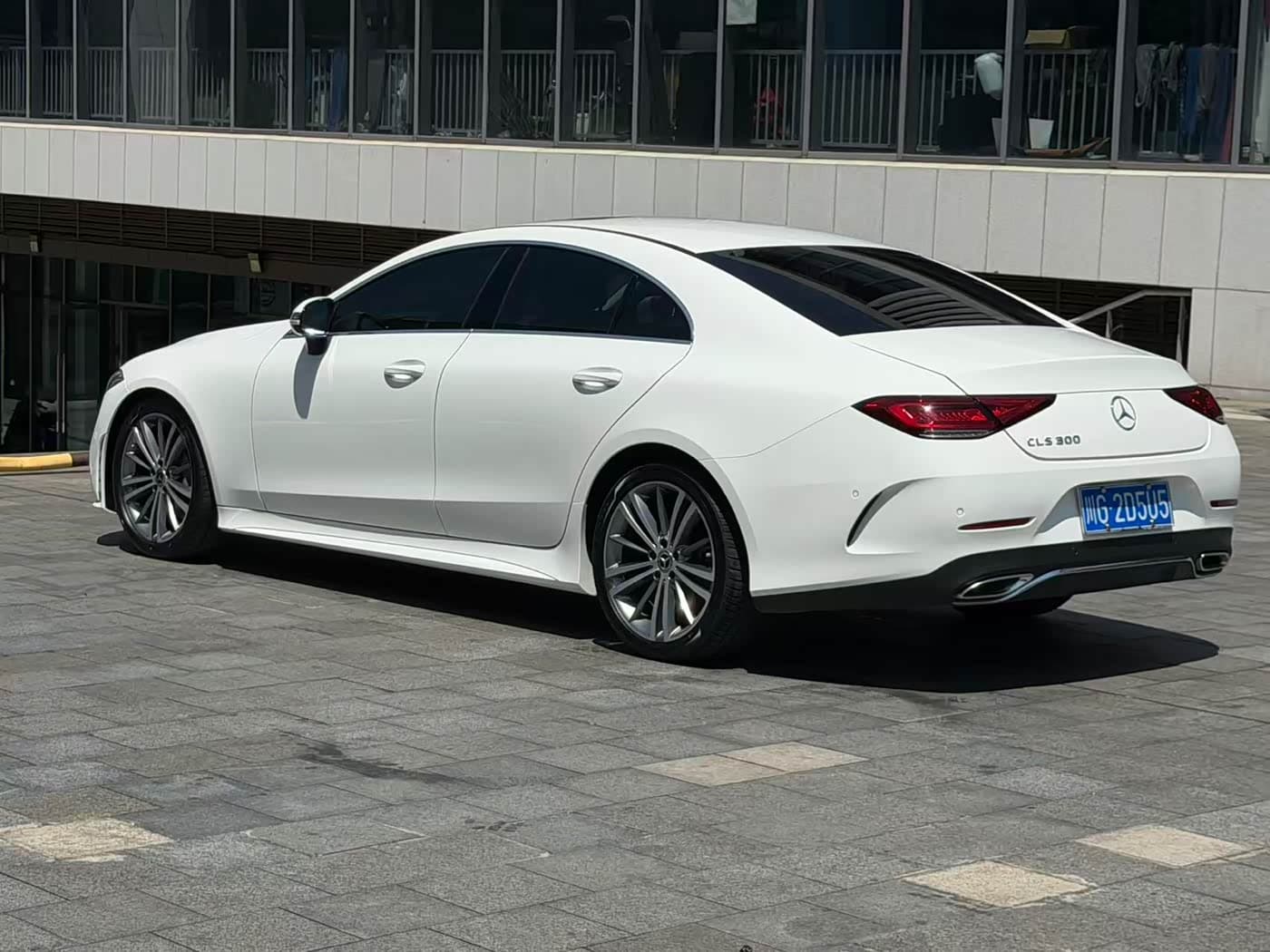 Mercedes-Benz CLS 2021 — Фото 10/10