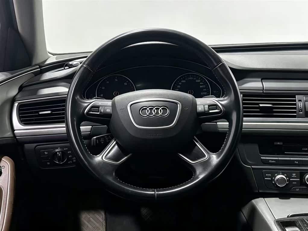 Audi A6L 2018 — Фото 10/15