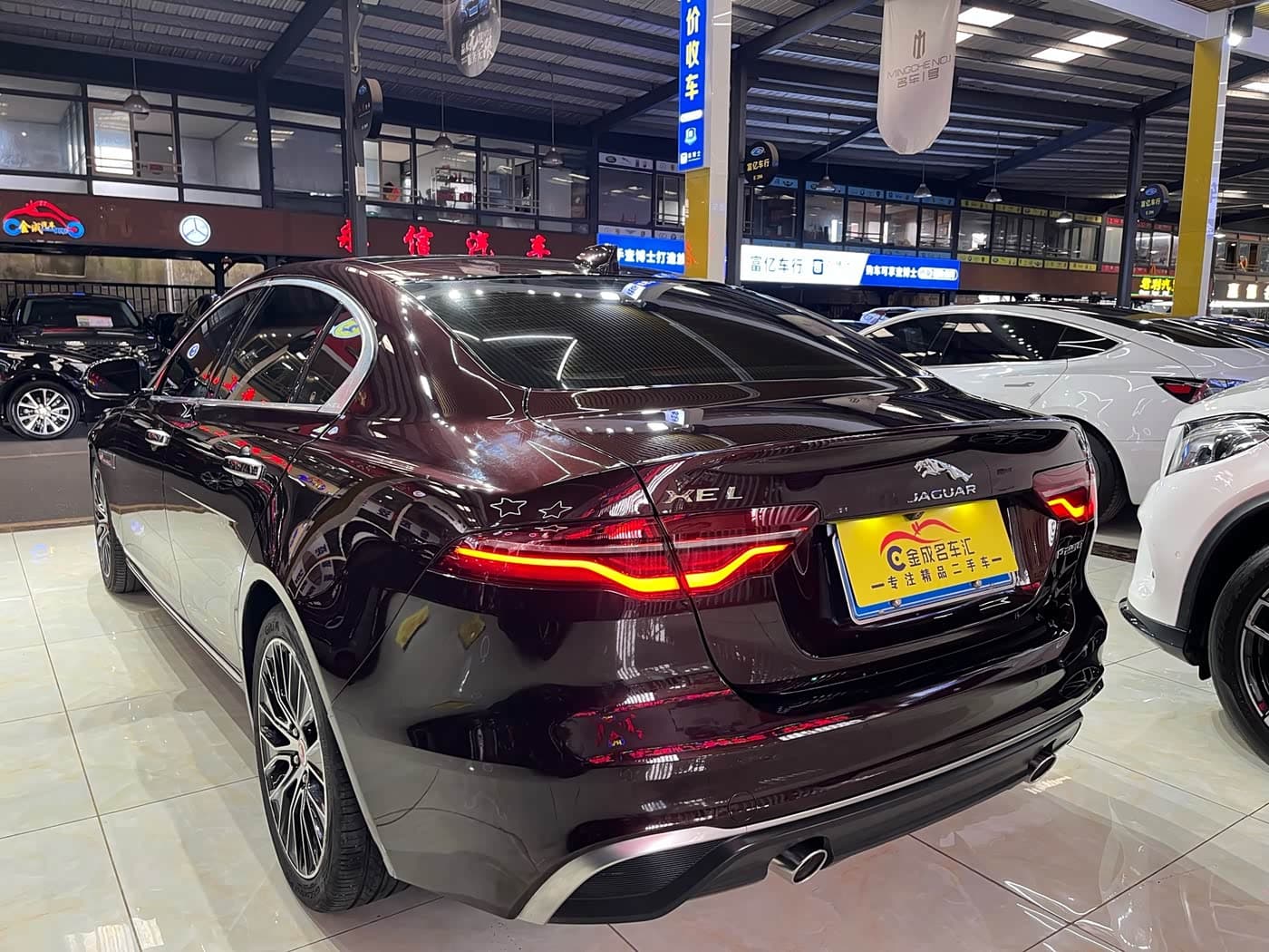 Jaguar XEL 2021 — Фото 19/20