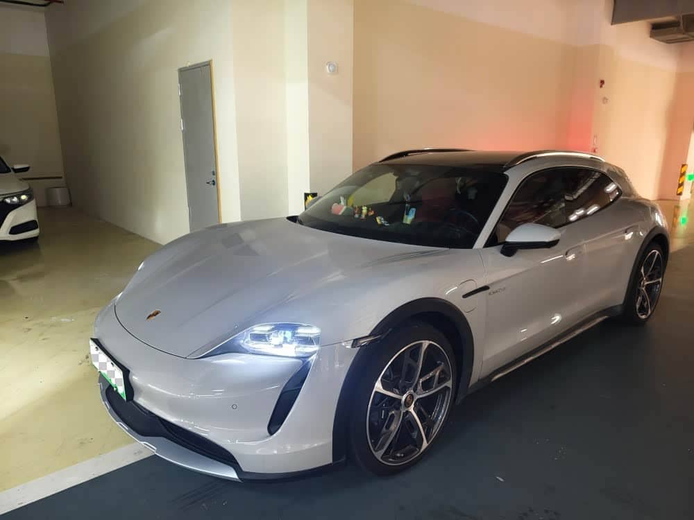 Porsche Taycan, 2023